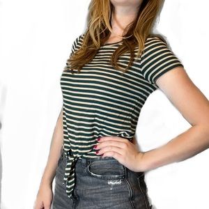 AMERICAN EAGLE short sleeve front tie shirt horizontal striped green size small